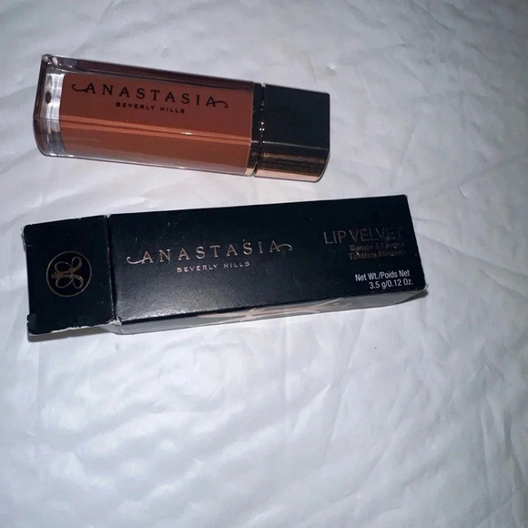 Anastasia Lip Velvet Mousse- Peach Amber - Picture 1 of 3